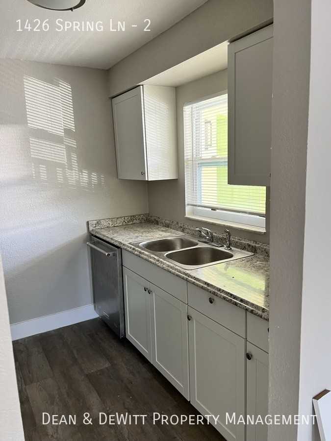 1426 Spring Ln, Clearwater, FL 33755 - Photo 6 of 18