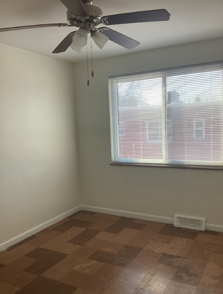 Crestview - Photo 2 of 21