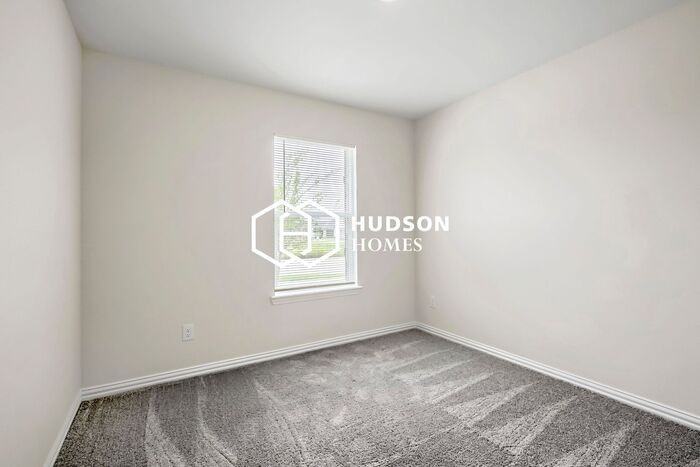 112 Doma Ave - Photo 7 of 13