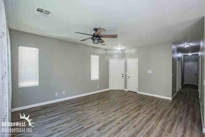 9424 Plover Falls Ave - Photo 3 of 15