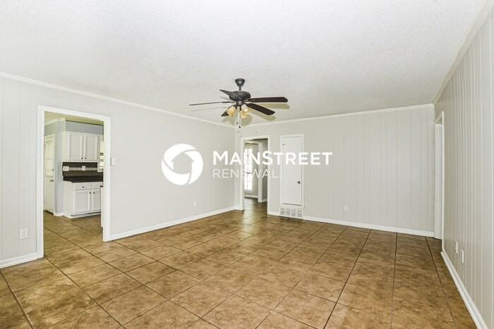 6816 Birch Run Ln - Photo 4 of 19