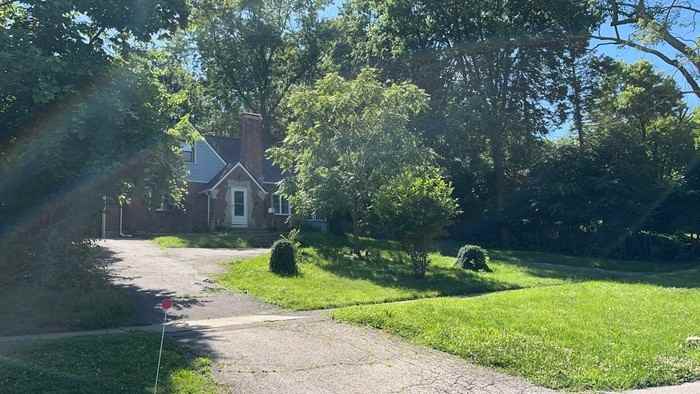 2408 S Patterson Blvd - Photo 2 of 50