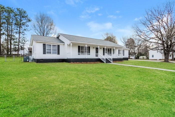 651 Cedar Field Ln - Photo 4 of 17