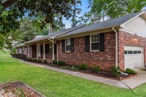featured image of 12001 Camelot Dr Se