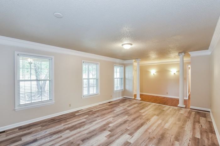 12001 Camelot Dr Se - Photo 4 of 12