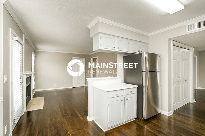 1110 Cedarhill Ct - Photo 6 of 17