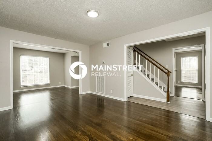 1110 Cedarhill Ct - Photo 7 of 17