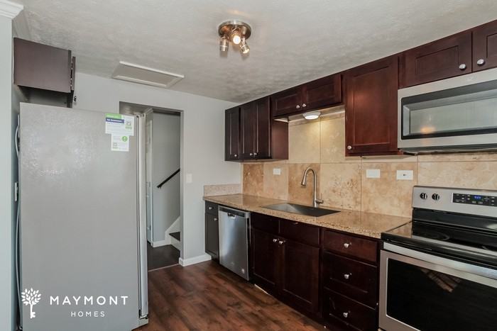 11649 Pippin Rd - Photo 4 of 13
