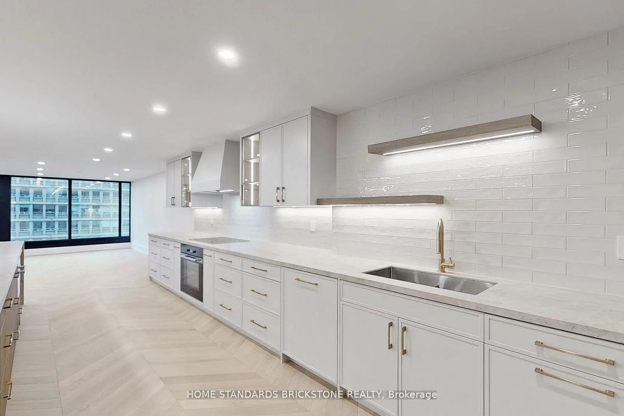 110 Bloor Street West - Photo 14