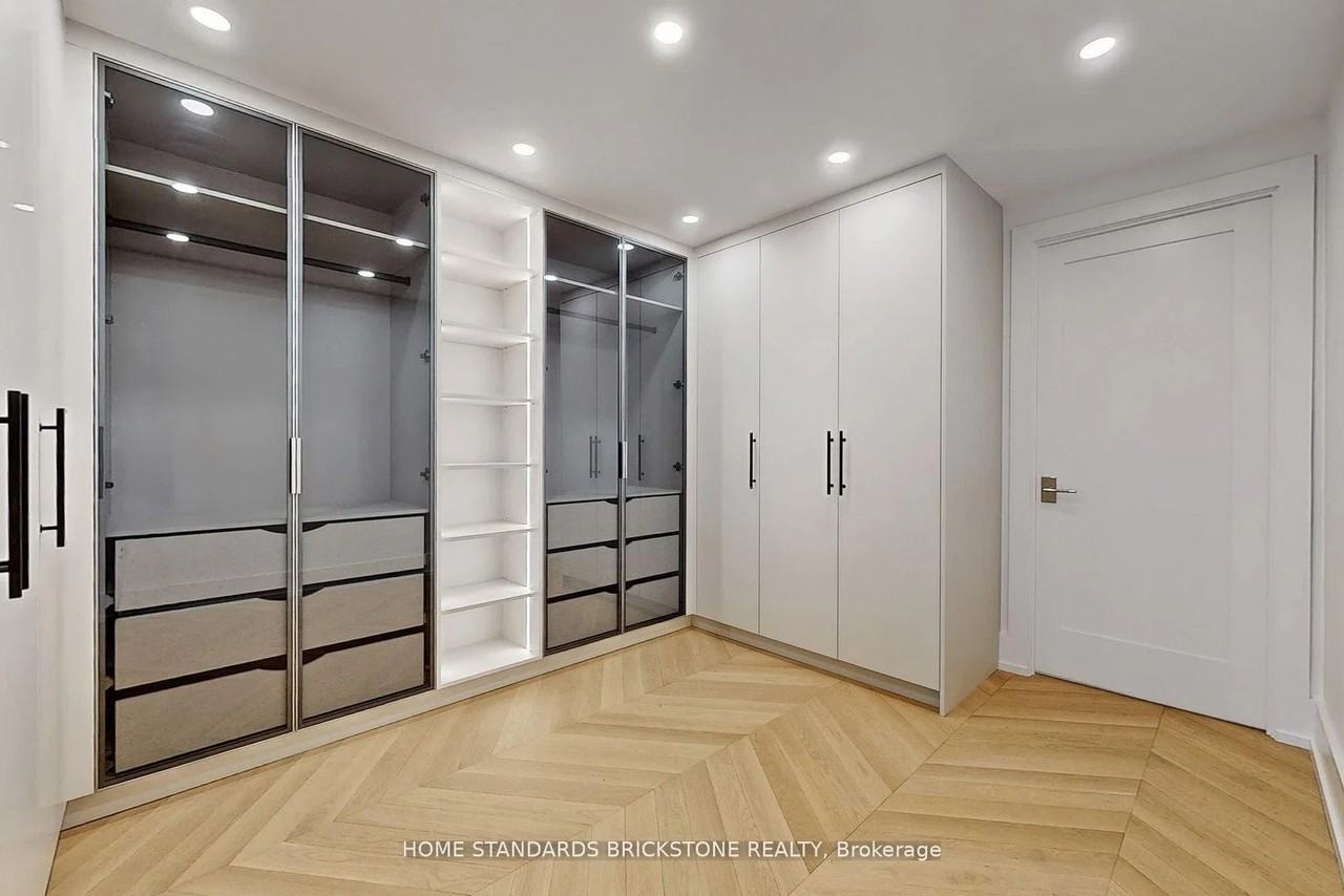 110 Bloor Street West - Photo 20