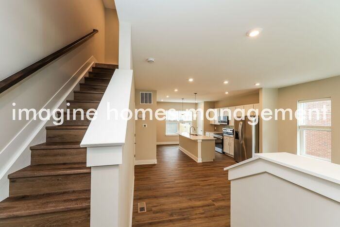 2419 Concord St - Photo 3 of 24