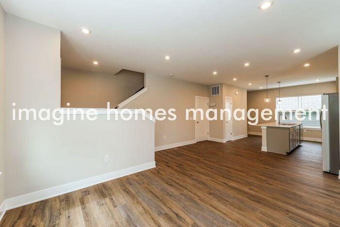 2419 Concord St - Photo 7 of 24