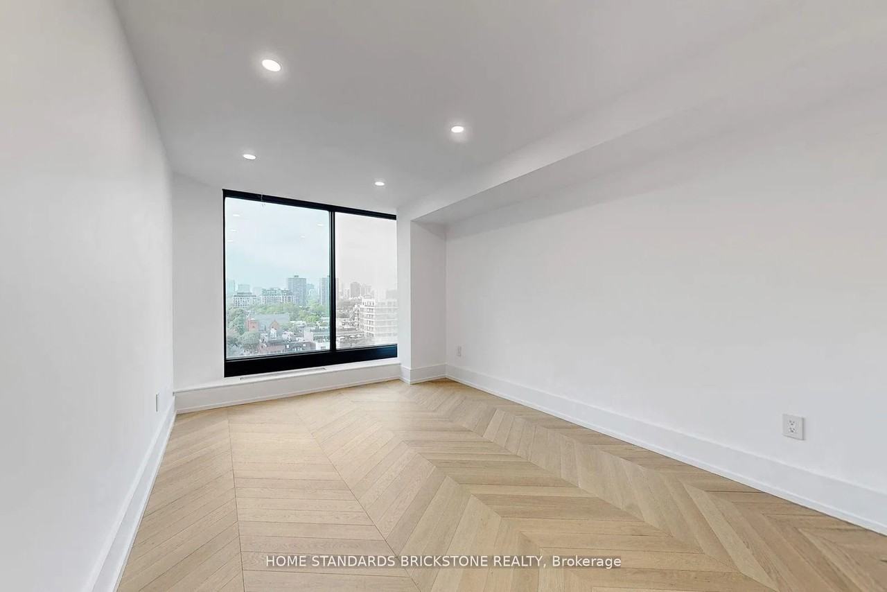 110 Bloor Street West - Photo 23
