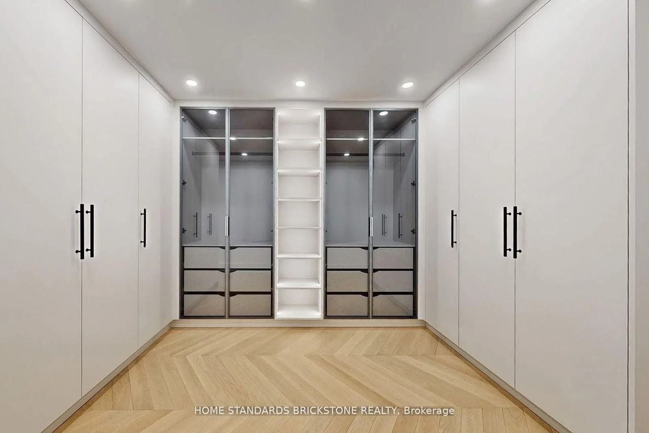 110 Bloor Street West - Photo 24