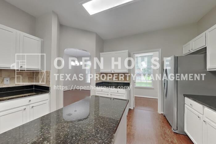 619 Bending Bough Dr - Photo 6 of 23