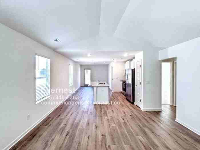 1435 Long Leaf Ln #154 - Photo 3 of 19