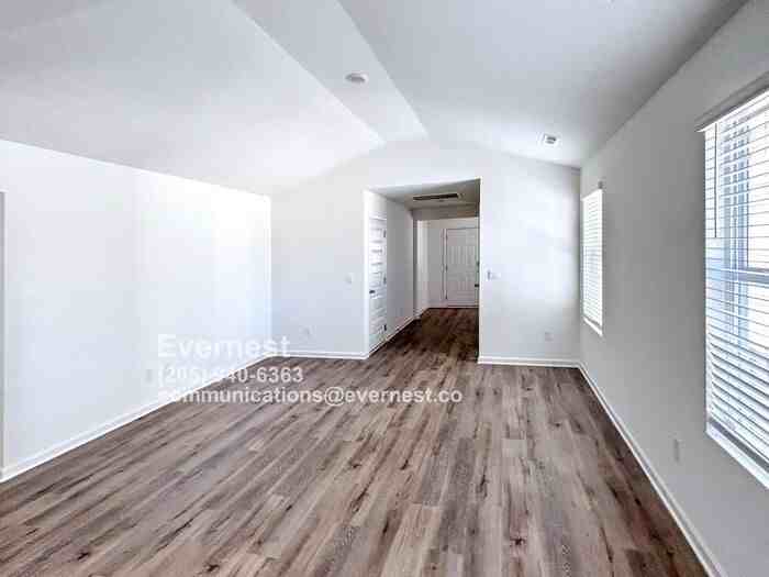 1435 Long Leaf Ln #154 - Photo 5 of 19