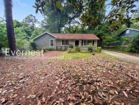9007 Homewood Dr - Photo 1 of 1