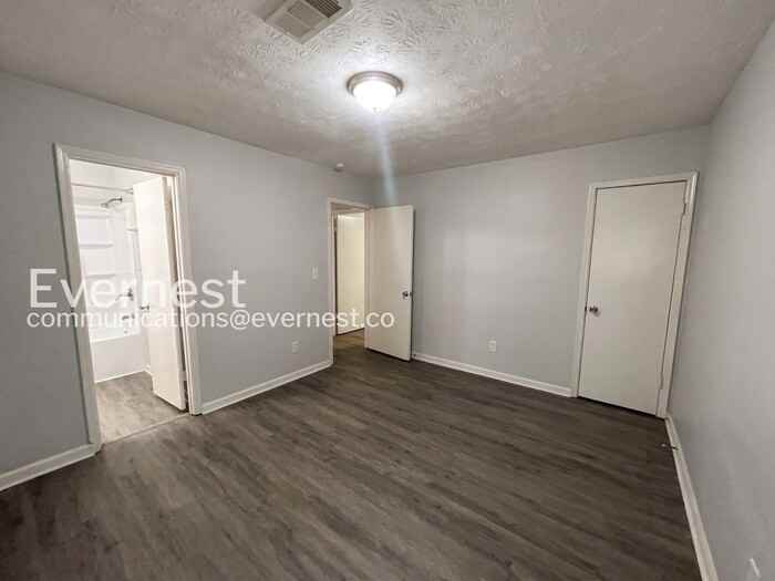 9007 Homewood Dr - Photo 6 of 20