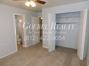 1009 W Franklin St #B - Photo 7 of 9