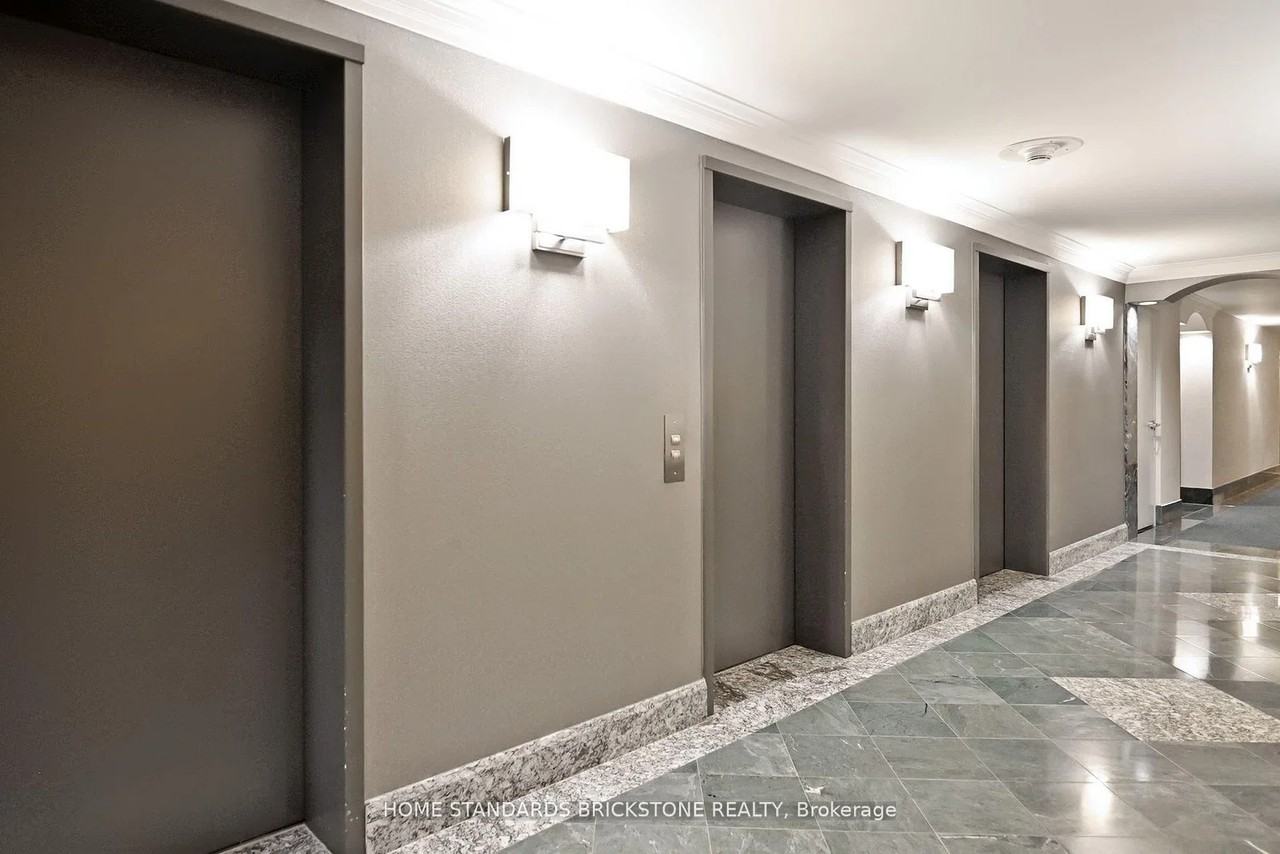 110 Bloor Street West - Photo 43