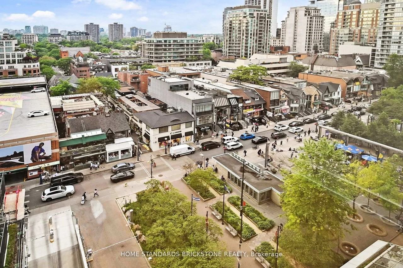 110 Bloor Street West - Photo 42