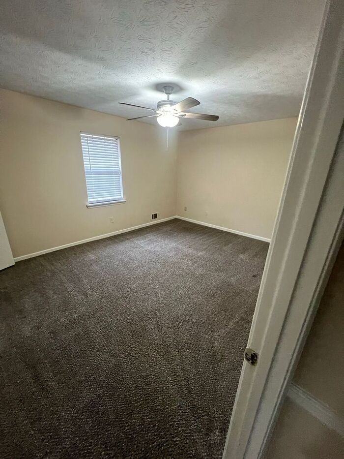 3183 Dove Ct - Photo 6 of 9