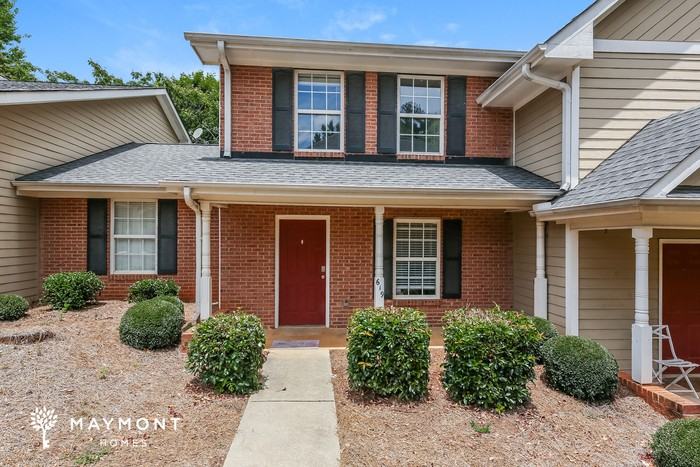 619 Bear Dr - Photo 2 of 3
