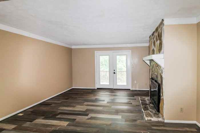 2510 Hidden Cove Ct #B - Photo 2 of 14