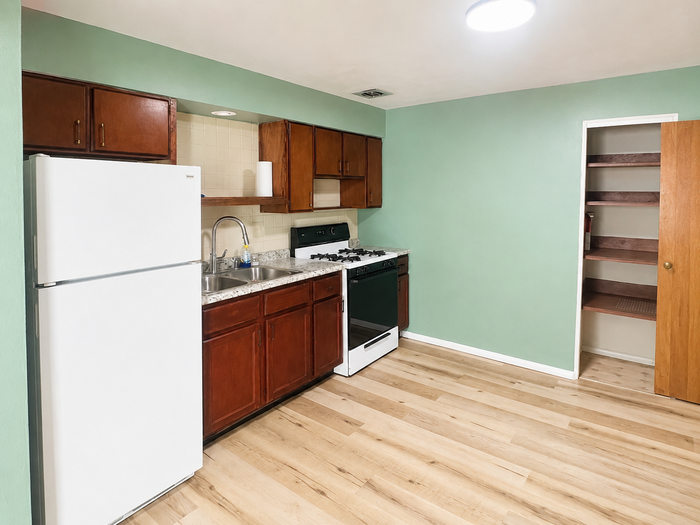 6646 Arsenal St - Photo 3 of 5