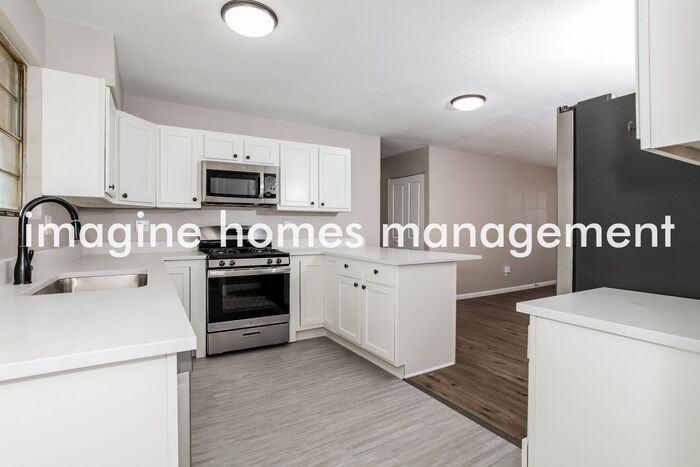11489 Kenn Rd - Photo 6 of 13