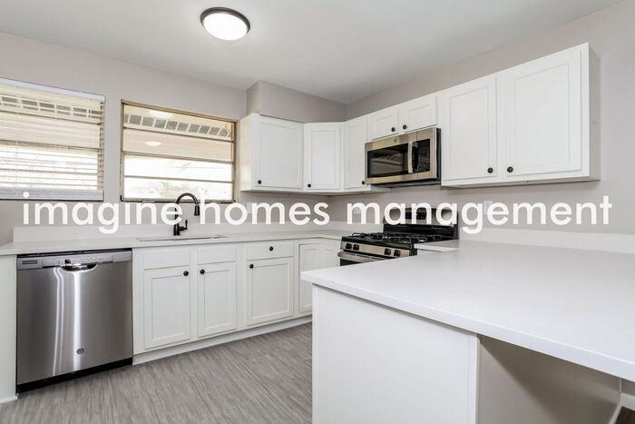 11489 Kenn Rd - Photo 7 of 13