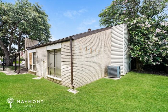 10814 Kirktown Dr - Photo 3 of 3