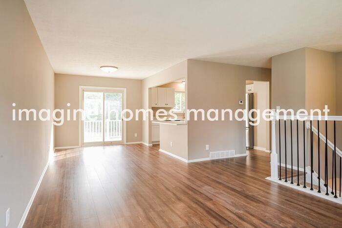 6583 Arbordale Ave - Photo 5 of 18