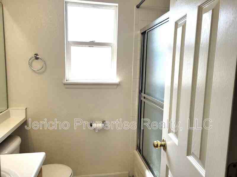 5215 Dudley St - Photo 2 of 12
