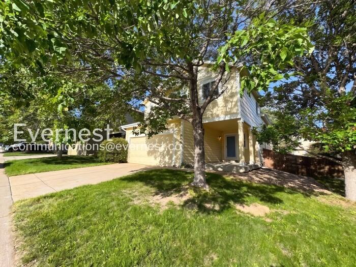 10545 Ashwood Ct - Photo 2 of 33