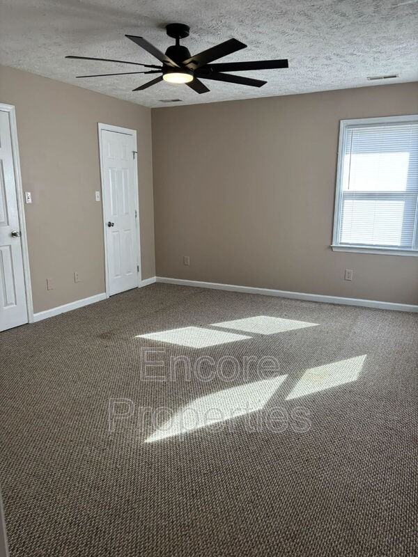 2588 Gotts Ln - Photo 5 of 15