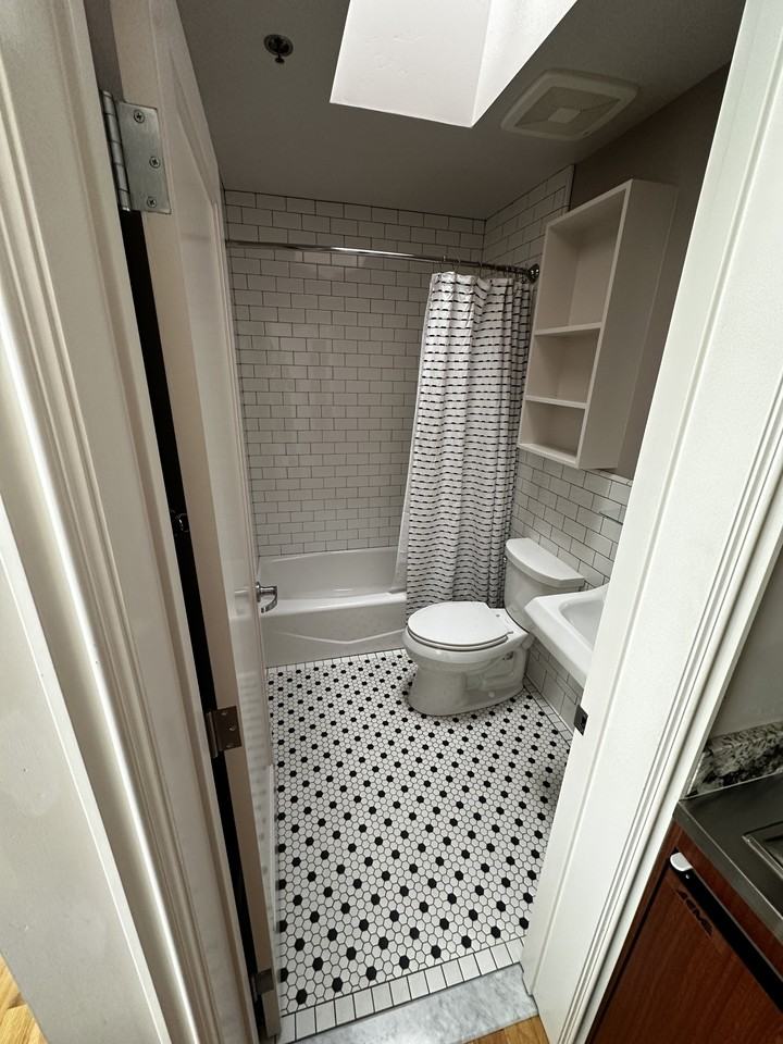 996 Chorro St #332 - Photo 4 of 6