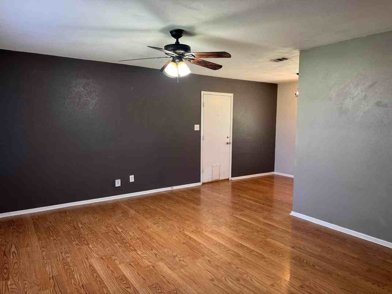 Park Place Ct #NA - Photo 5 of 20