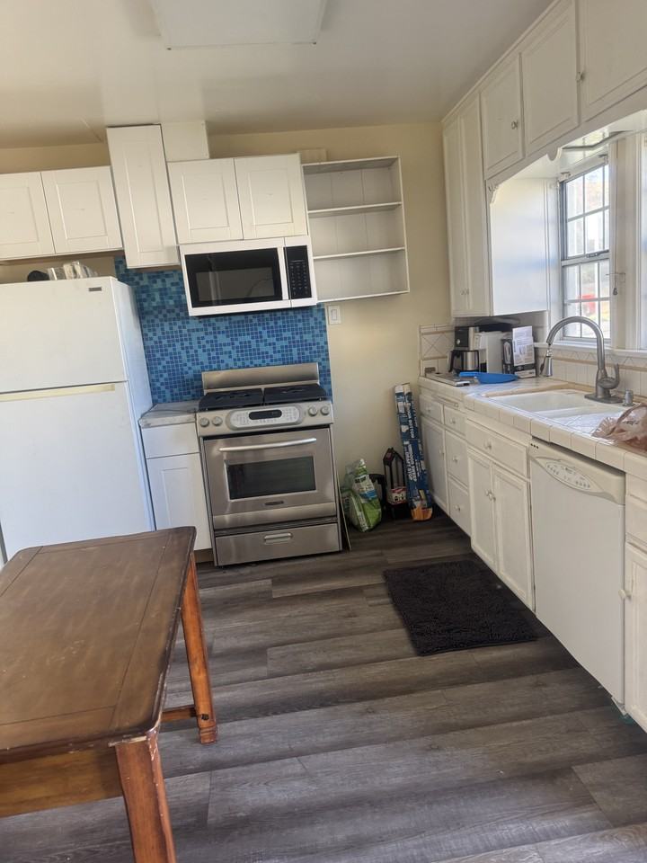 9932 Beverly St #MAIN - Photo 7 of 16