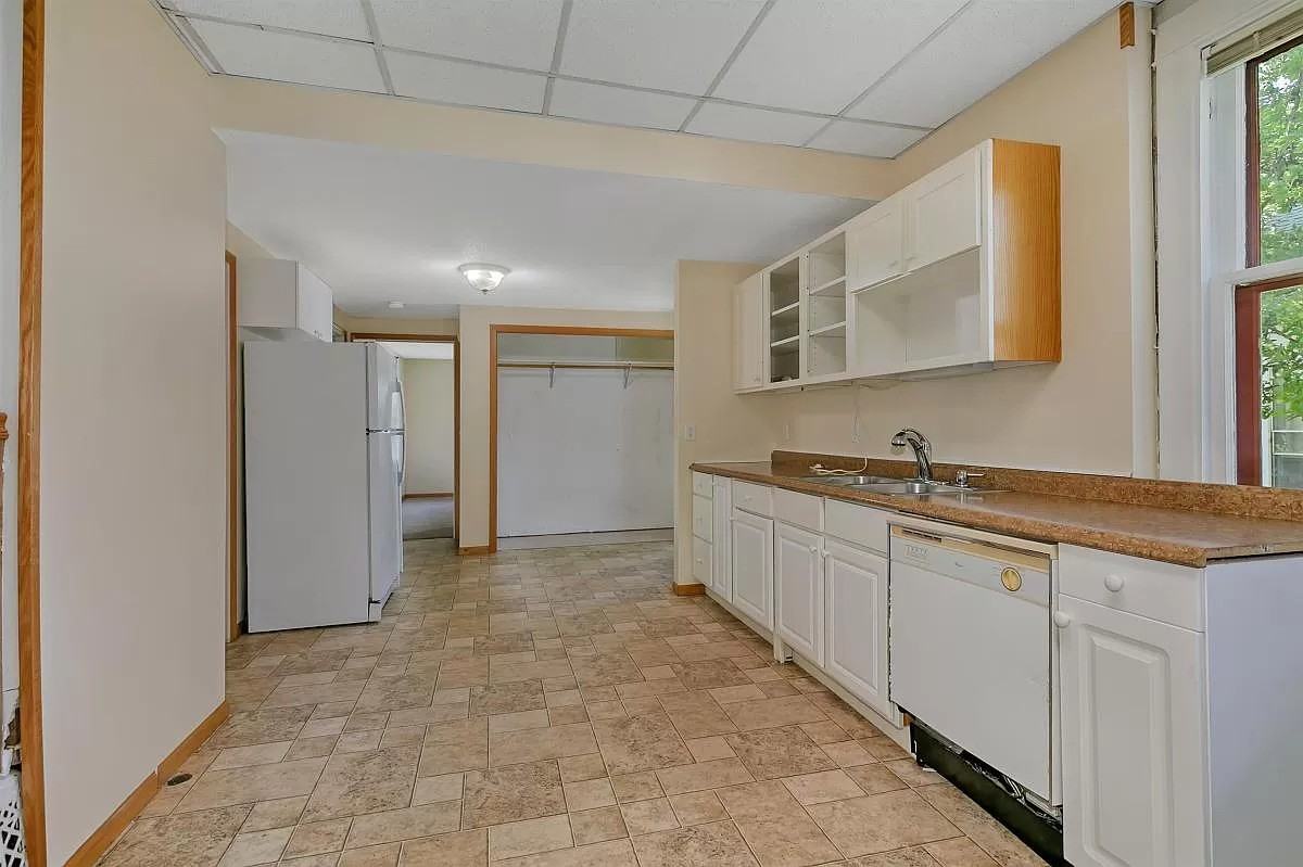 507 7th Ave S #NA - Photo 3 of 16