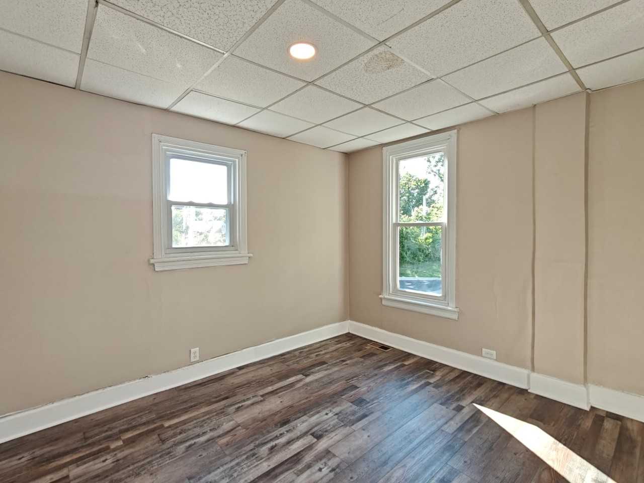 401 Champion Ave #A - Photo 7 of 8