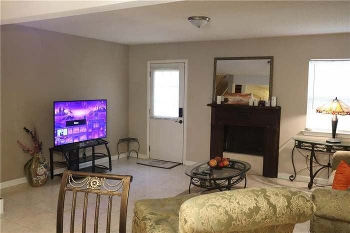 5644 Tullis Dr - Photo 6 of 11