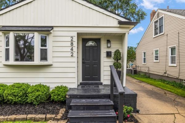 2842 Oakshire Ave #NA - Photo 4 of 39