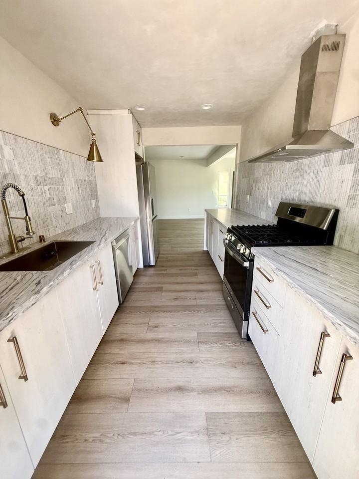 741 Valley View Ave #NA - Photo 7 of 21