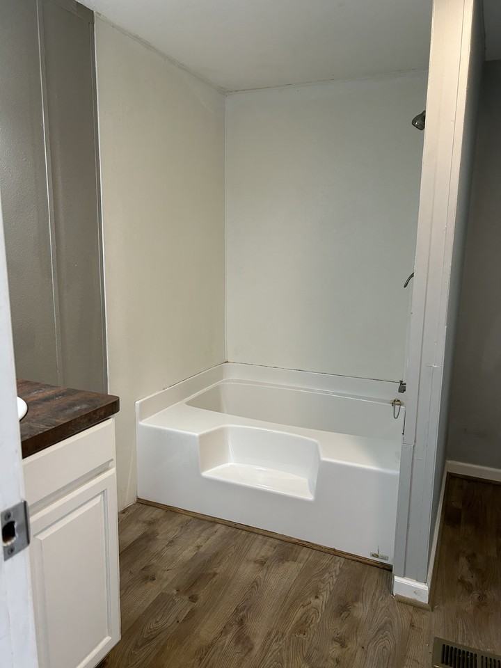 200 Raider Ln #11 - Photo 4 of 9