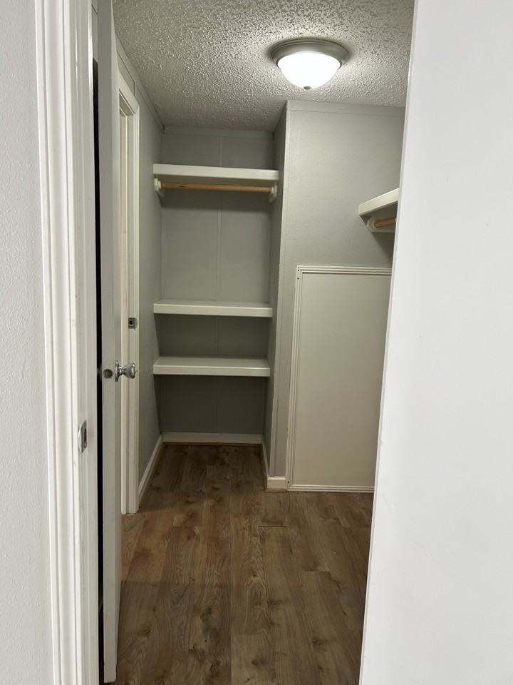 200 Raider Ln #11 - Photo 5 of 9