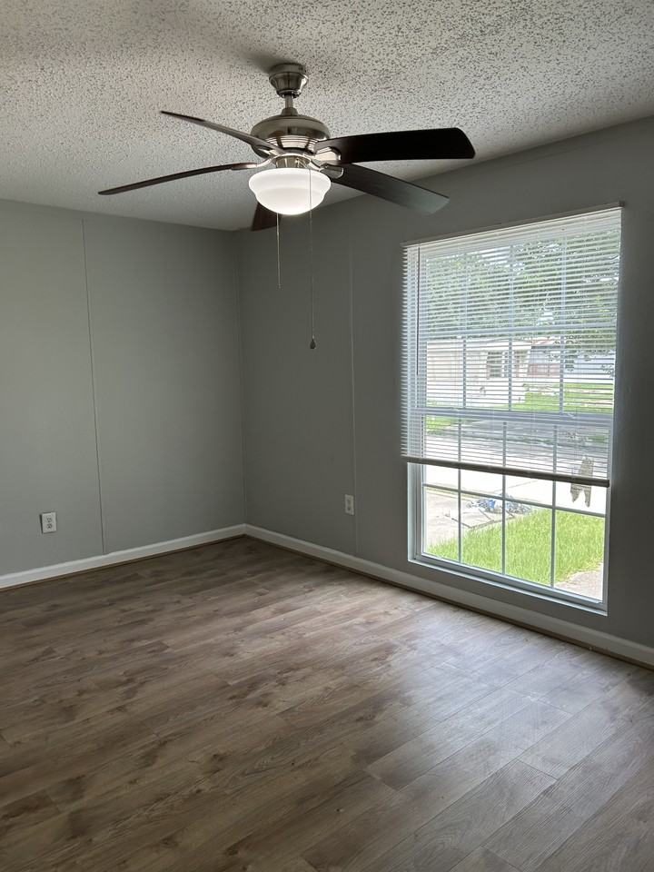 200 Raider Ln #11 - Photo 7 of 9