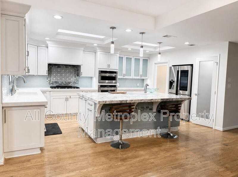 6015 Willow Wood Ln - Photo 3 of 11