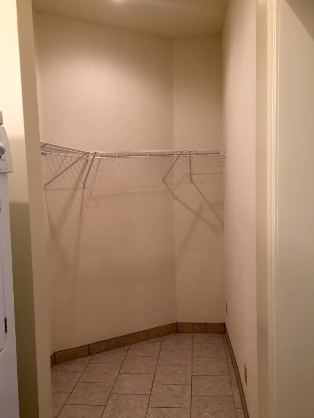 922 S Washington St #A - Photo 3 of 12